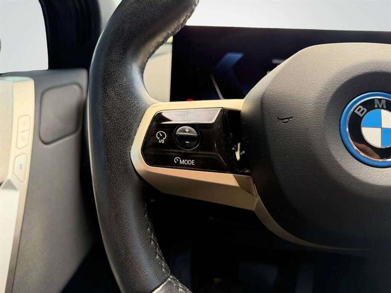 bmw iX 2023 - 25