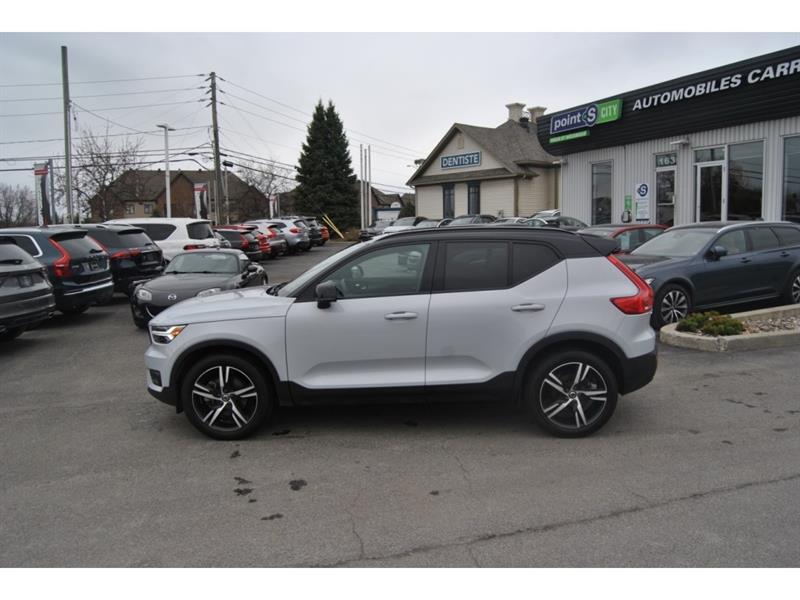 volvo XC40 2022 - 2