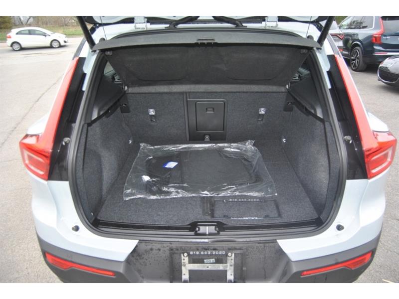 volvo XC40 2022 - 11
