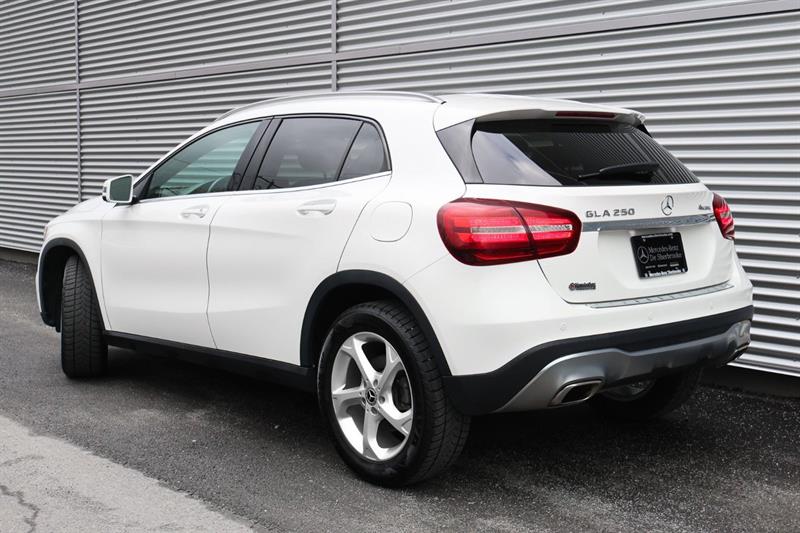 mercedes-benz GLA 2020 - 9