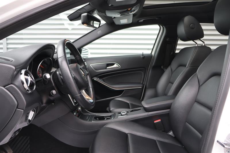 mercedes-benz GLA 2020 - 12