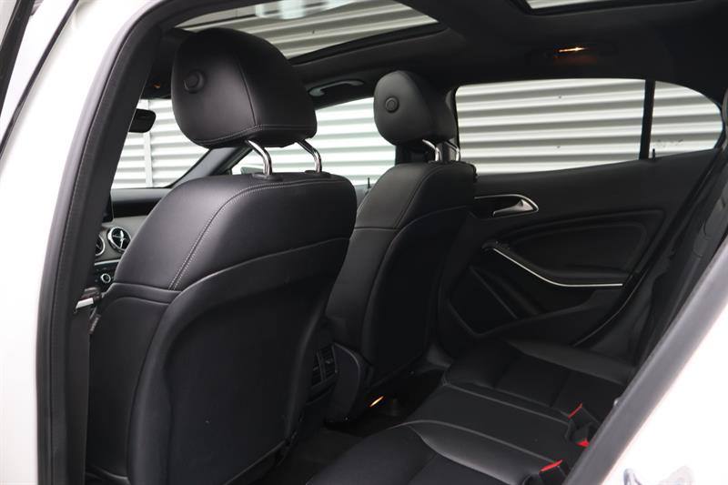 mercedes-benz GLA 2020 - 14