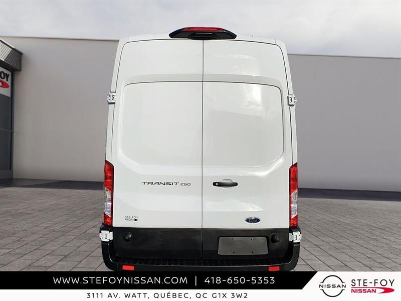 ford Transit fourgon utilitaire 2024 - 3