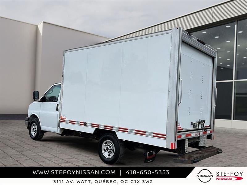 gmc Savana 2023 - 4