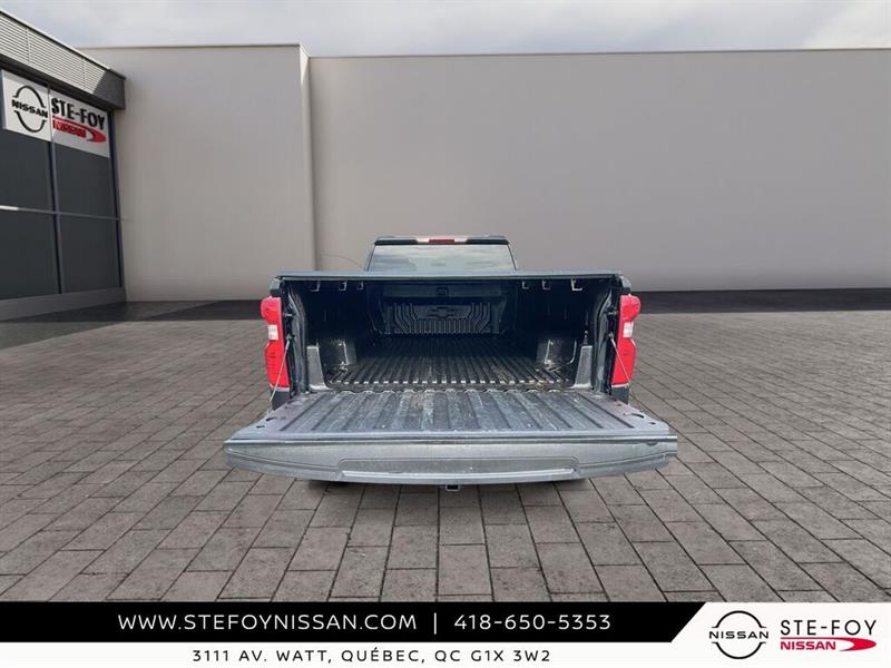 chevrolet Silverado 1500 2022 - 17
