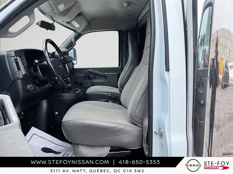 gmc Savana 2023 - 9
