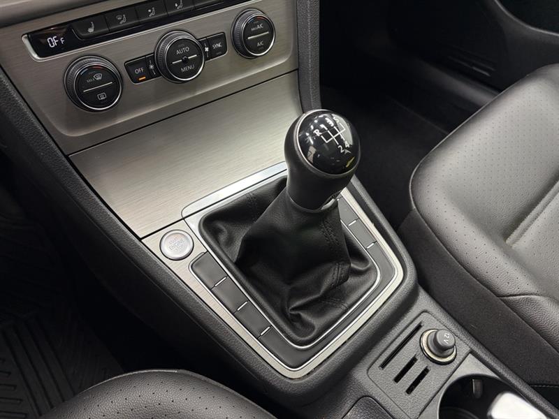 volkswagen Golf 2017 - 25