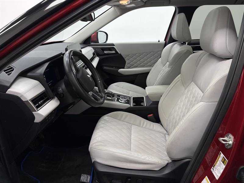 mitsubishi Outlander rechargeable 2024 - 2