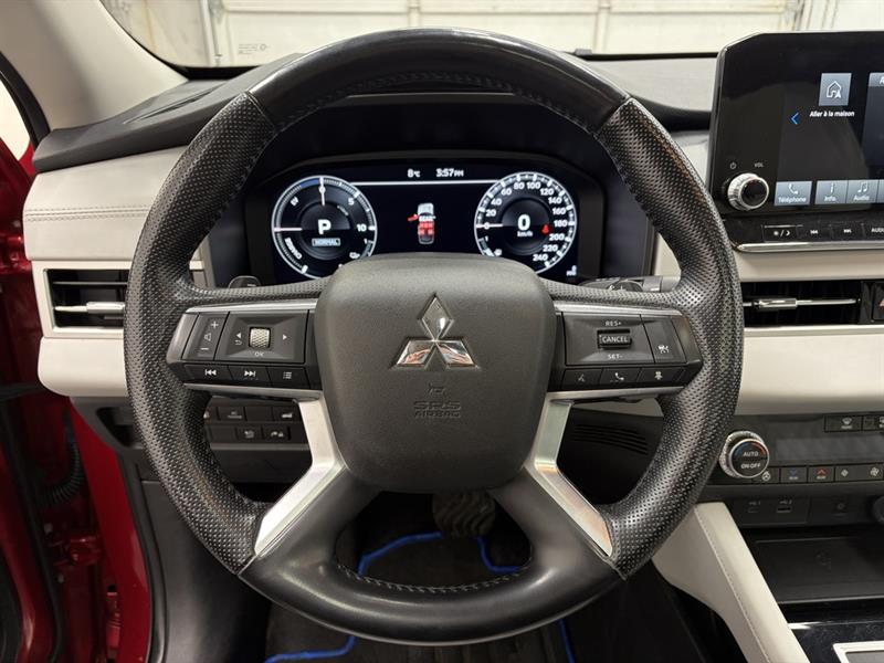 mitsubishi Outlander rechargeable 2024 - 21