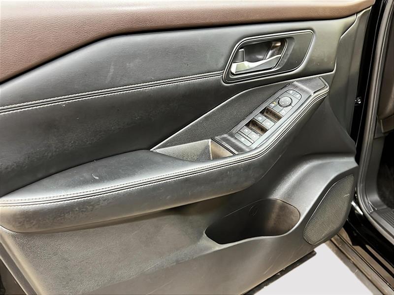 nissan Rogue 2023 - 25