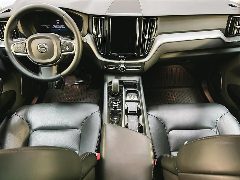 volvo XC60 2023 - 12