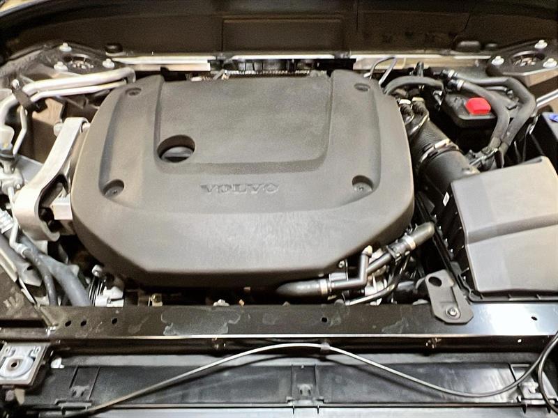 volvo XC60 2023 - 13