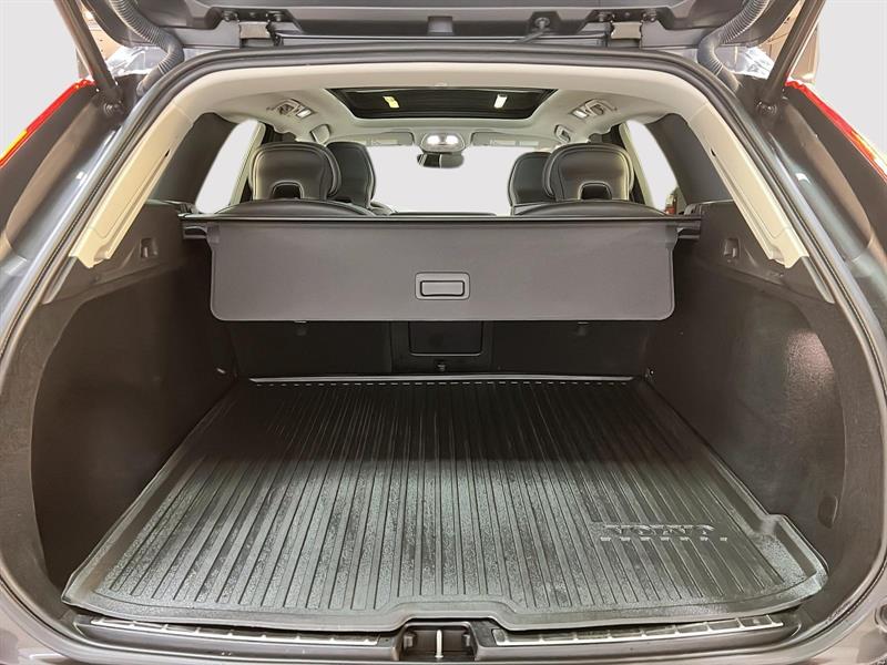 volvo XC60 2023 - 14