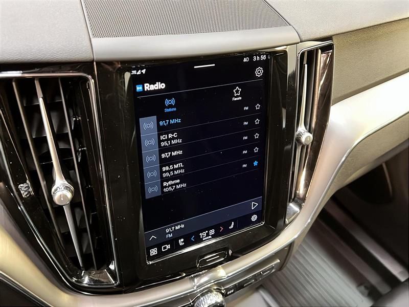 volvo XC60 2023 - 18