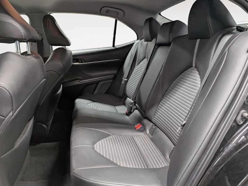 toyota Camry 2023 - 21