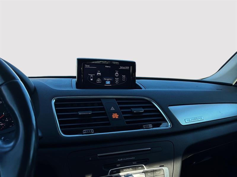 audi Q3 2016 - 24