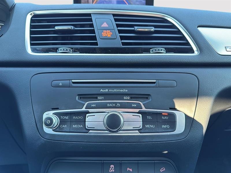 audi Q3 2016 - 30