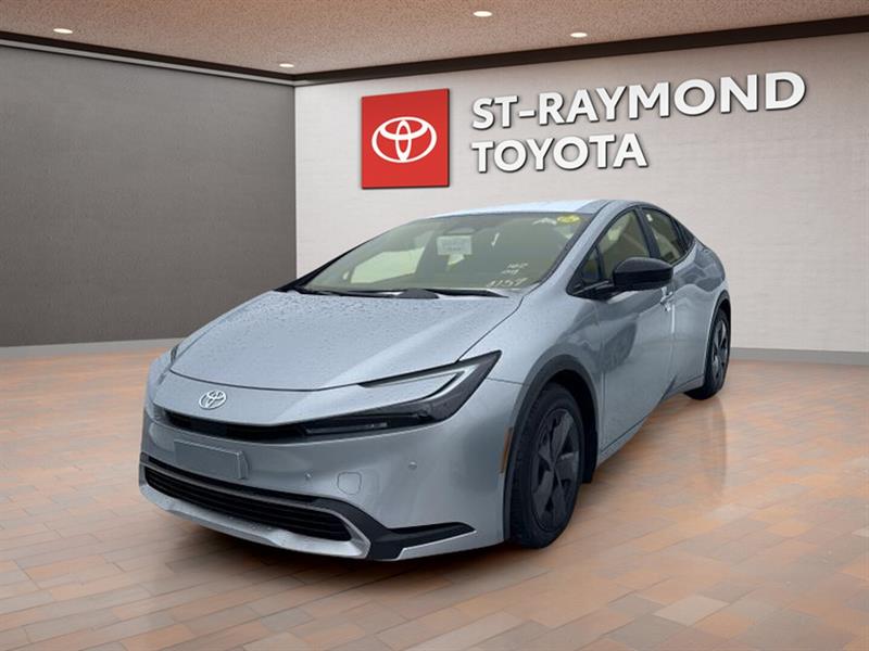 Silver 2026 Toyota Prius Plug-In Hybrid SE FWD Hatchback Front-Wheel Drive Continuously Variable Transmission