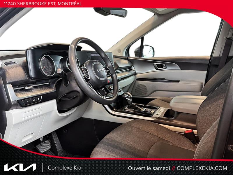 kia Carnival 2022 - 9