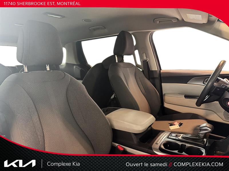 kia Carnival 2022 - 19