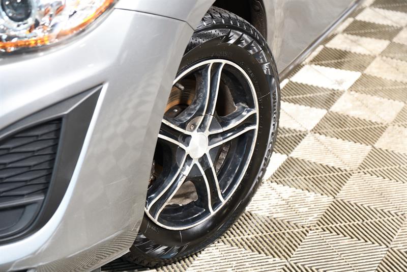 mazda Mazda3 2010 - 8