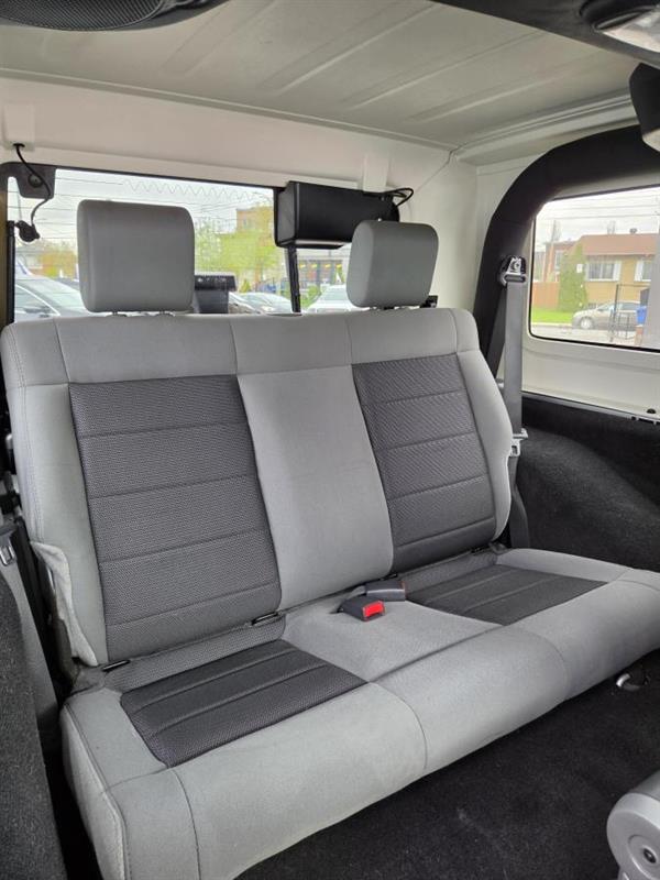 jeep Wrangler 2010 - 12