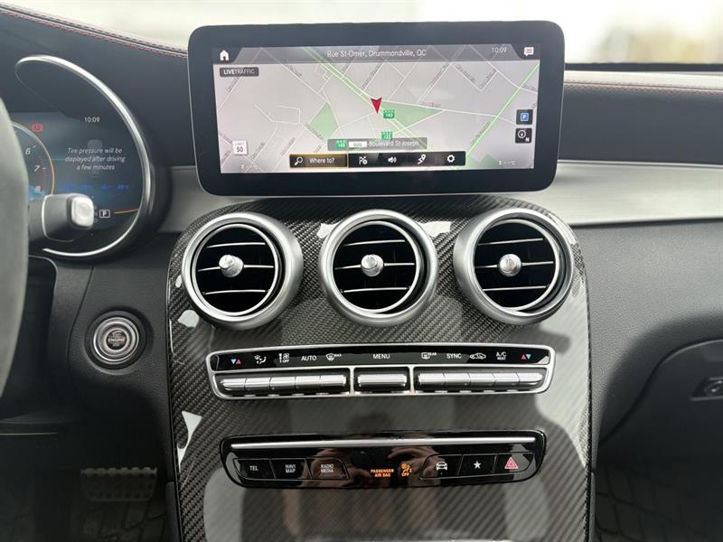 mercedes-benz GLC 2022 - 19