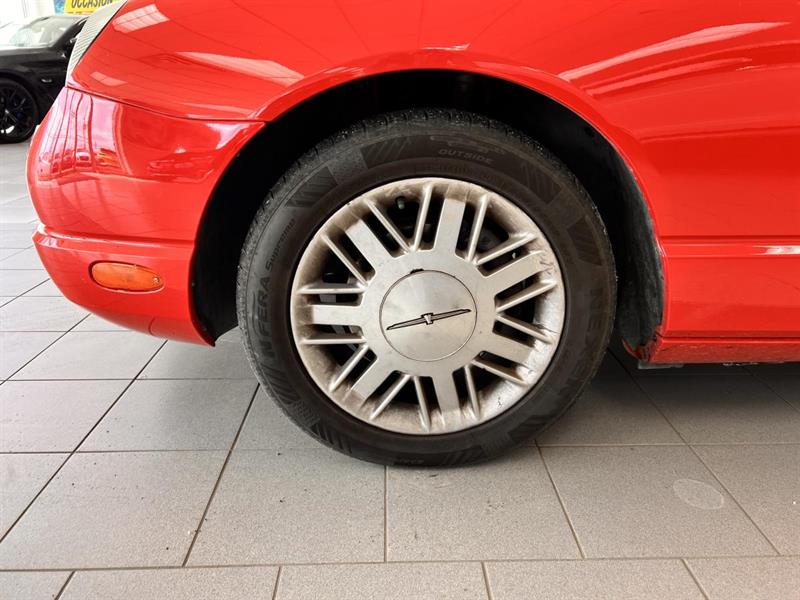 ford Thunderbird 2002 - 5