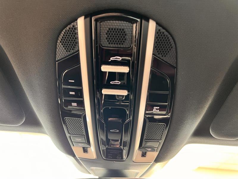 porsche Panamera 2018 - 22