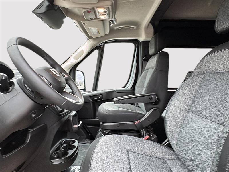 ram ProMaster 2026 - 11