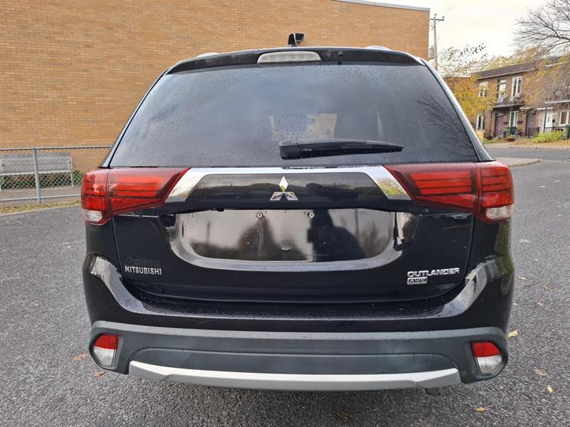 mitsubishi Outlander 2018 - 8