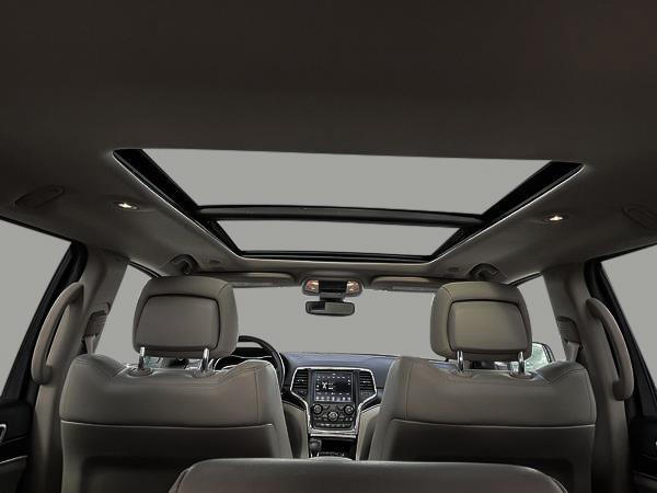jeep Grand Cherokee 2018 - 24