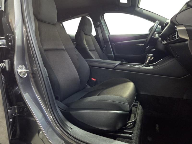 mazda Mazda3 Sport 2023 - 26