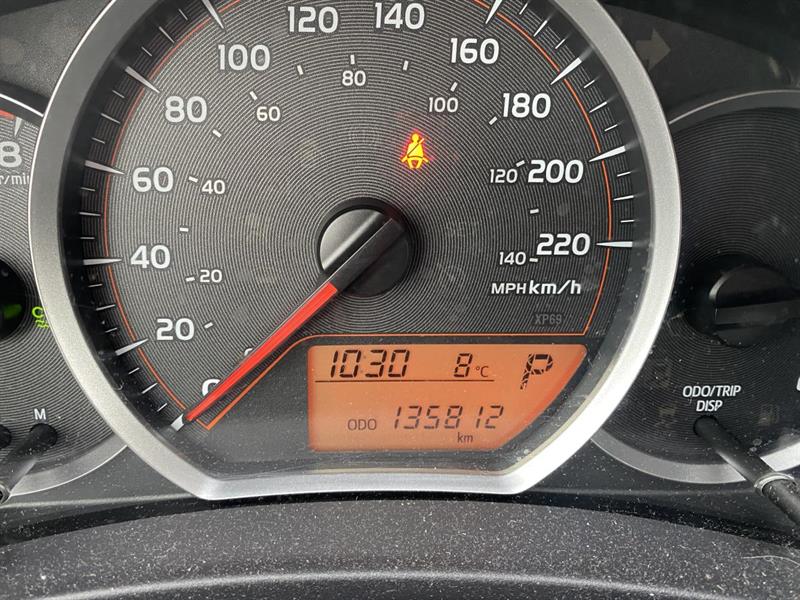 toyota Yaris Hatchback 2012 - 5