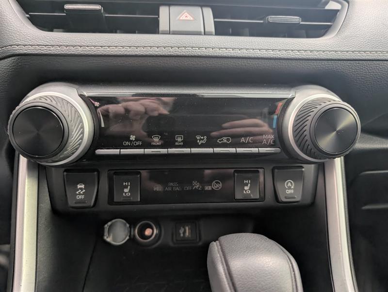 toyota RAV4 2025 - 16