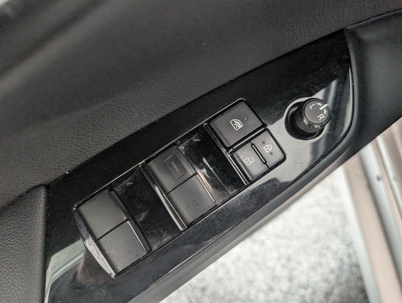 toyota Prius Prime 2022 - 10