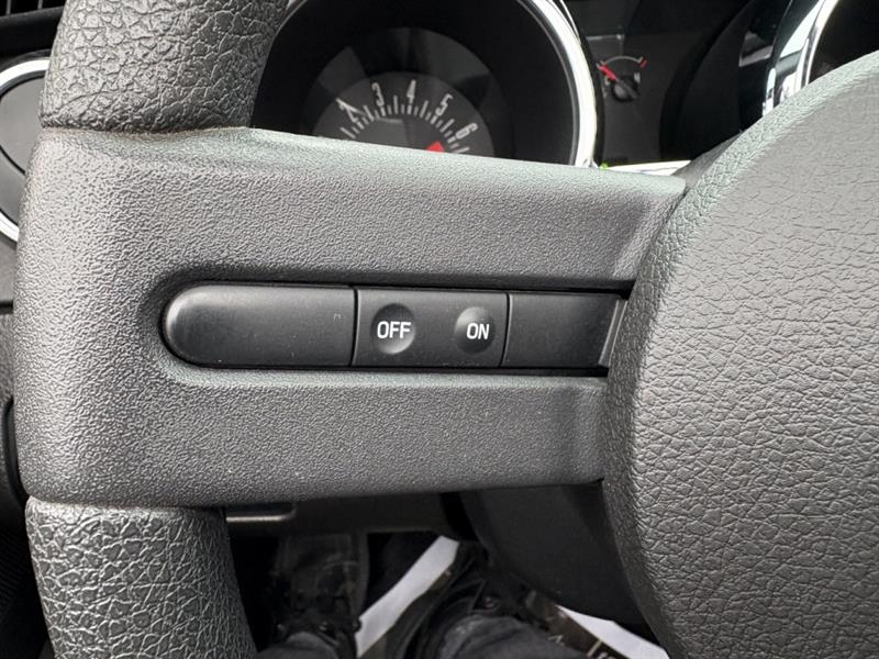 ford Mustang 2007 - 24