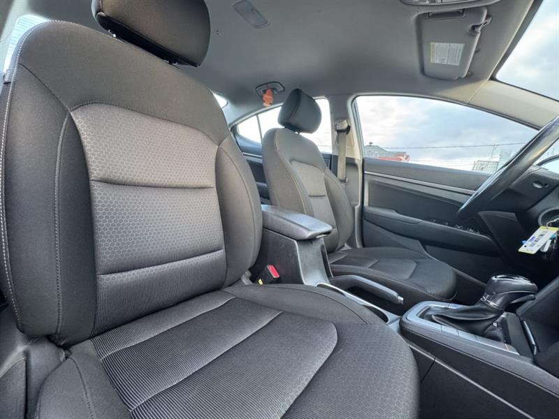 hyundai Elantra 2017 - 28