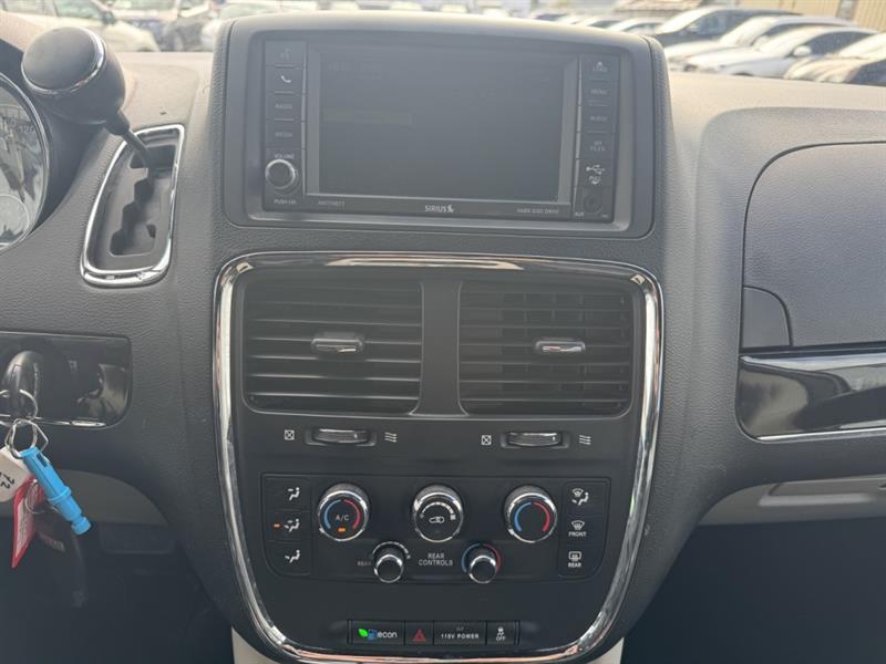 dodge Grand Caravan 2017 - 13