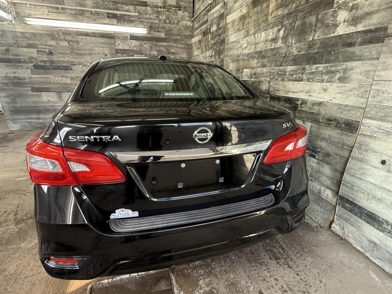 nissan Sentra 2019 - 16