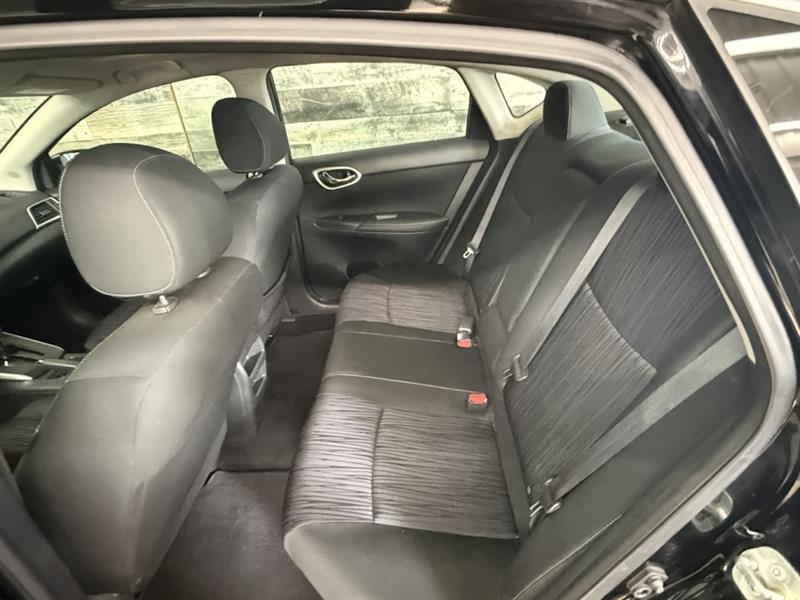 nissan Sentra 2019 - 18