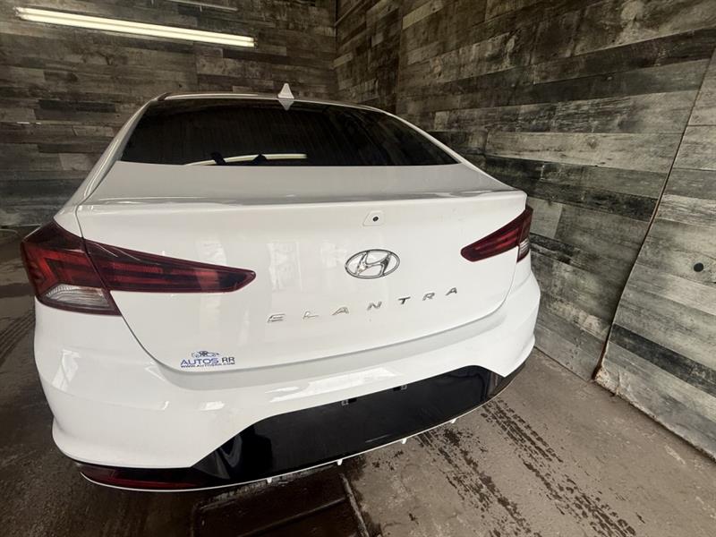 hyundai Elantra 2019 - 15