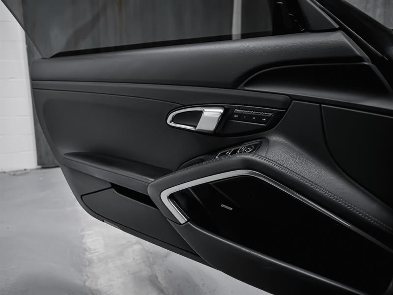 porsche 718 Cayman 2019 - 17