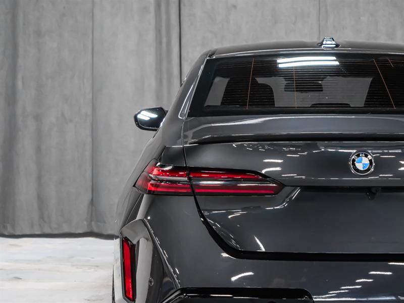 bmw M5 2025 - 6