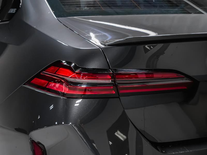 bmw M5 2025 - 9