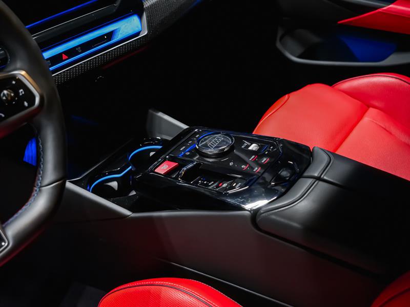 bmw M5 2025 - 16