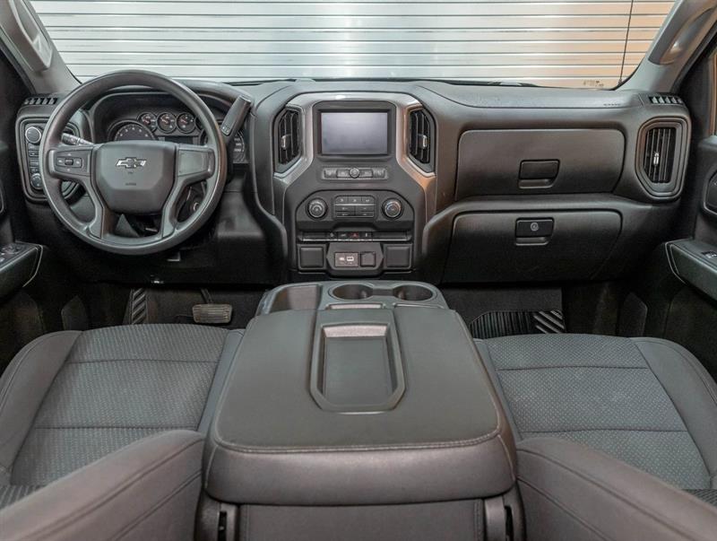 chevrolet Silverado 1500 2021 - 11