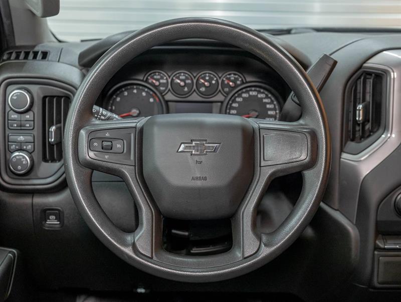 chevrolet Silverado 1500 2021 - 12