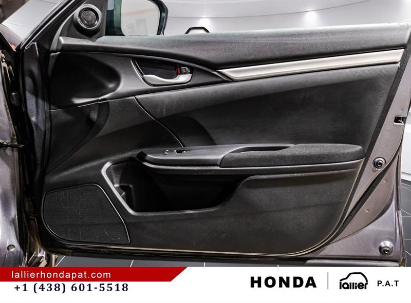 honda Civic Sedan 2018 - 17