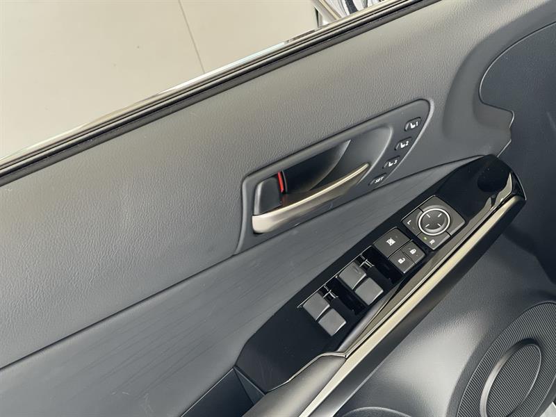lexus IS 300 2023 - 21